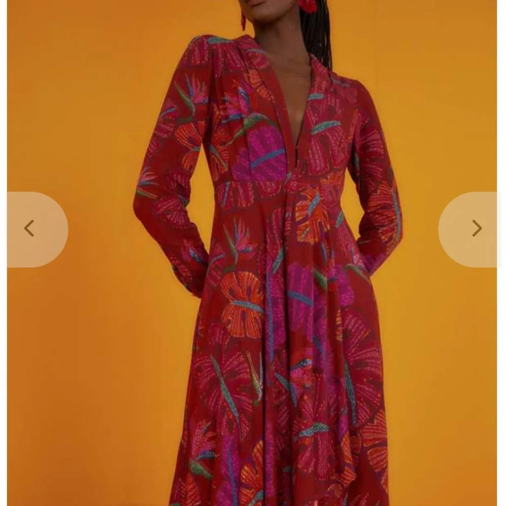 Farm Rio Red Delicate Leaves Maxi Dress Size Medium - Picture 4 of 12